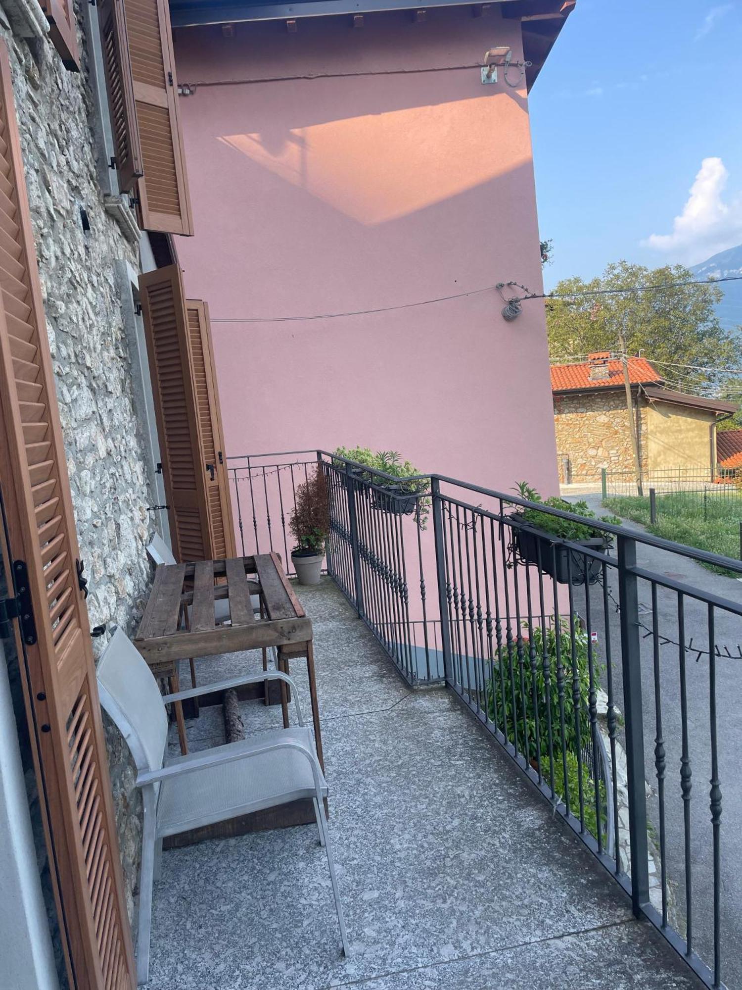 Stone House: Fairytale Flat With Magic Lake View Bellano Exterior foto